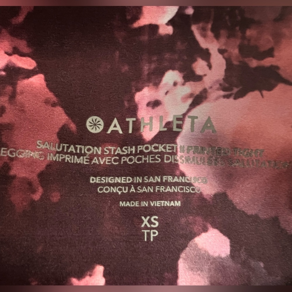 Salutation Athleta - Picture 4 of 4